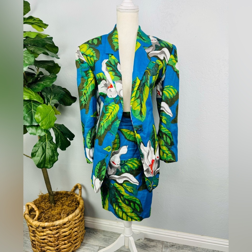 Ellen Tracy Lina Allard Linen Tropical Floral Blue Blazer Skirt Set